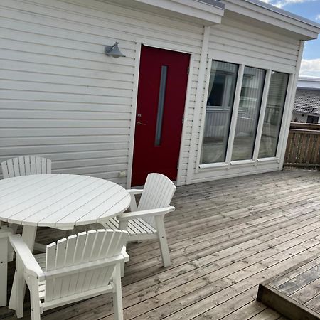 Eget Gaesthus I Vaestkustpaerlan Skaerhamn Villa Exterior photo